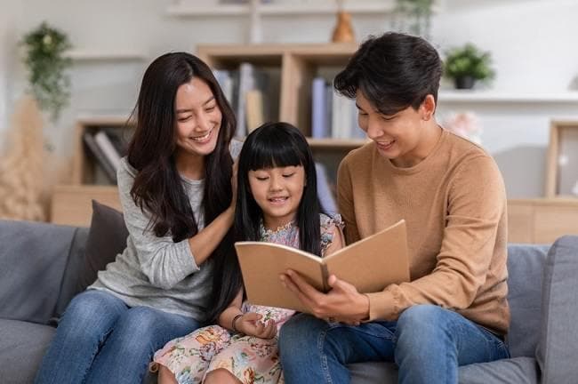 Ajari anak untuk mengerjakan tanggung jawabnya. (Alodokter)