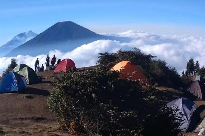 Lima Rekomendasi Gunung di Jawa Tengah untuk Pendaki Pemula