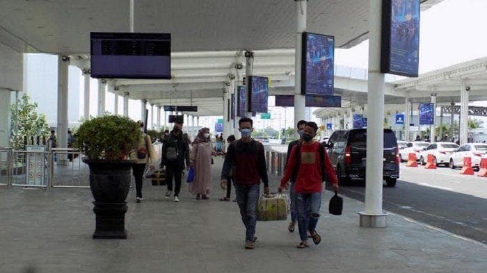 Bandara Jenderal Ahmad Yani menang kategori Best Airport by Size and Region (Asia-Pacific) untuk bandara dengan jumlah penumpang 2-5 juta per tahun. (Tribunnews/Rahdyan Trijoko Pamungkas)