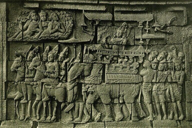 Relief raja yang melakukan perjalanan dengan gajah di Candi Borobudur. (Mongabay/N.J. Krom)