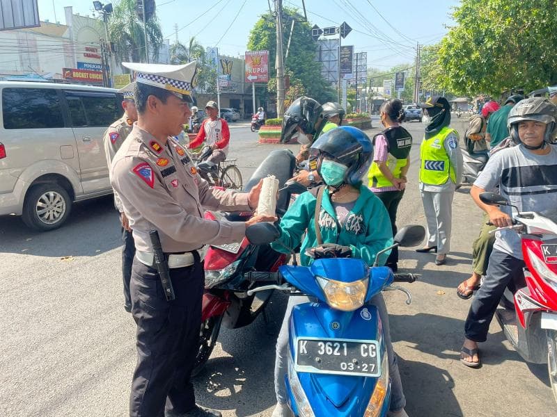 Operasi Zebra Candi 2024 digelar mulai Senin (14/10/2024) sampai dua pekan ke depan. (Polrestapati)