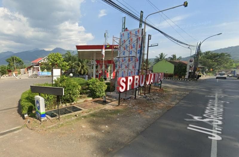 Kecamatan Jambu ada di jalur utama Semarang-Yogyakarta. (Google Street View)