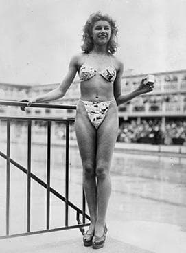 Bikini rancangan Louis Reard. (dok. Archive Getty Images)