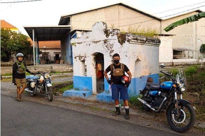 Gardu yang dibangun untuk keperluan pembangunan jalan raya pos Anyer - Panarukan di Desa Krembung, Porong, Sidoarjo. (Natgeo/Wahyu Dewantoro)