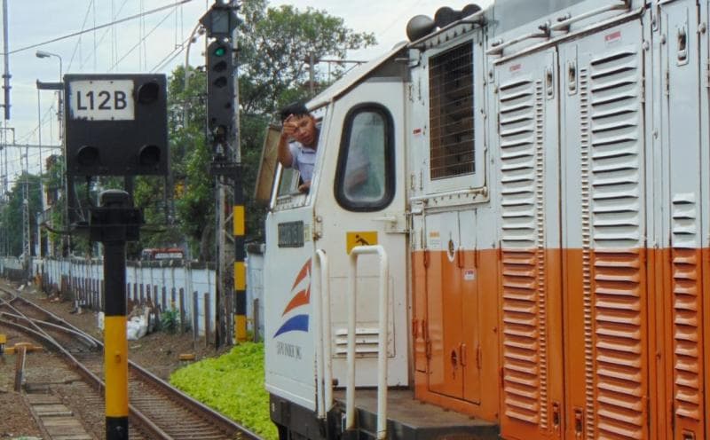 Metode Tunjuk Sebut berkembang menjadi suatu kewajiban bagi personel operasional KAI Group hingga kini. (Redigest/Faz)