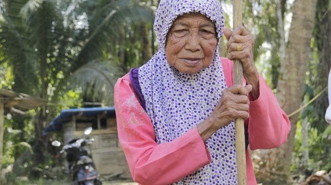 Selain penyandang disabilitas dan ODGJ, perekaman data e-KTP di rumah ini juga untuk lansia. (dok. Kemensos)