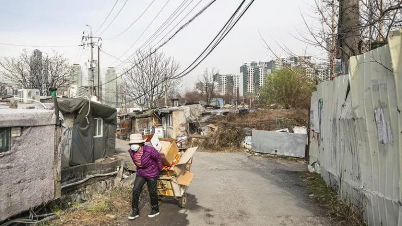 Banyak warga Seoul, Korea yang mati kesepian. (Economist/Getty Images)