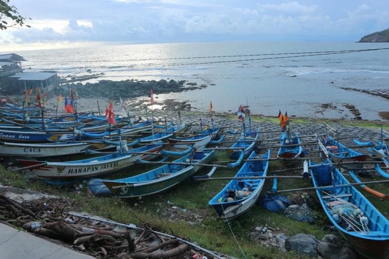 Nelayan Pantai Selatan Jawa banyak yang nggak melaut pada malam Jumat Kliwon. (Ardiankusuma)