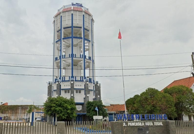 Waterleiding Tegal, sudah eksis sejak masa penjajahan Belanda. (Google Street View)