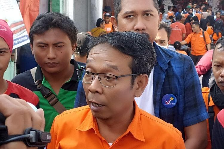 Sekretaris Konfederasi Serikat Pekerja Indonesia (KSPI) Jawa Tengah Aulia Hakim menyebut sudah ada buruh Sritex yang dirumahkan. (Kompas/Muhammad Dafi Yusuf)