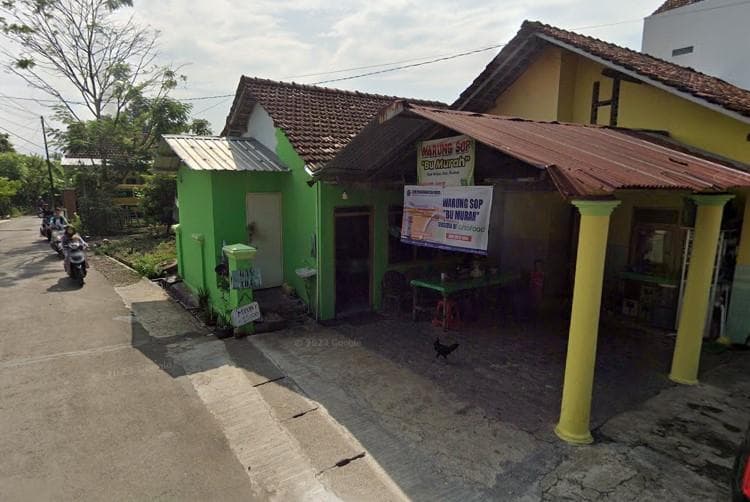 Lokasi Sop Sapi Bu Murah Kudus yang ada di tengah perkampungan. (Google Street View)