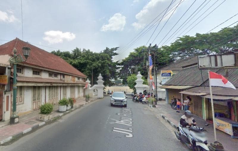 Ibu Ruswo dikenal aktif di dapur umum pada masa perang mempertahankan kemerdekaan. (Google Street View)