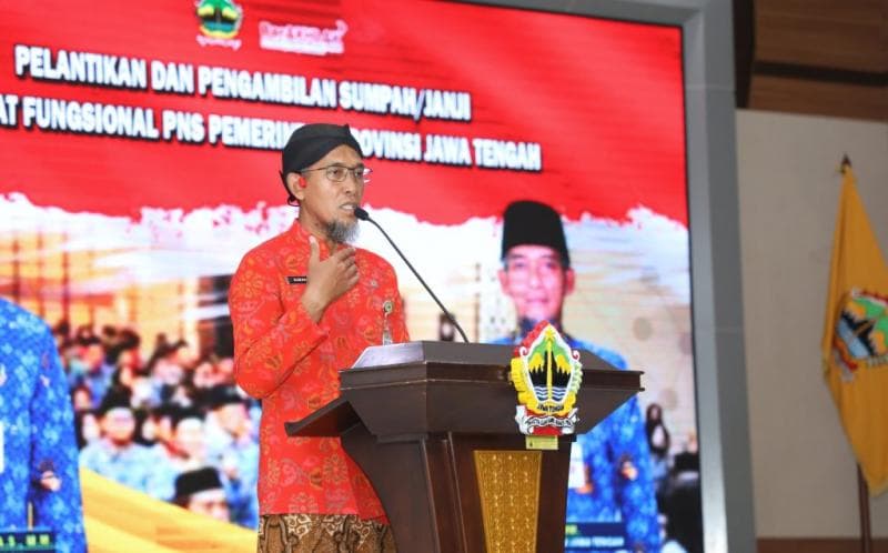 Sekda Jateng berpesan kepada pejabat fungsional untuk menghadapi kritik dengan kepala dingin dan bijak. (Humas Pemprov Jateng)