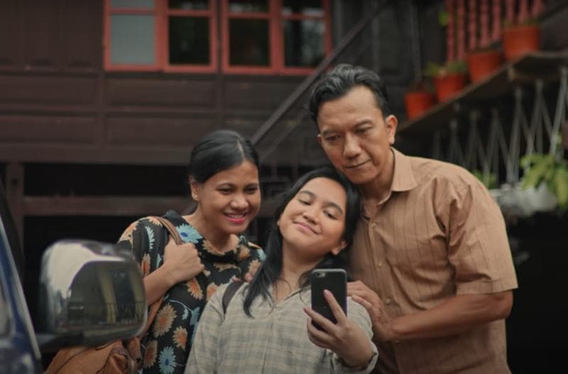 Secuil Potongan Kehidupan Orang Indonesia di Short Video 'We' Karya Aco Tenri