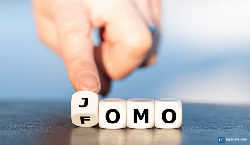 Cara untuk mengatasi FOMO adalah dengan JOMO. (Maycare)