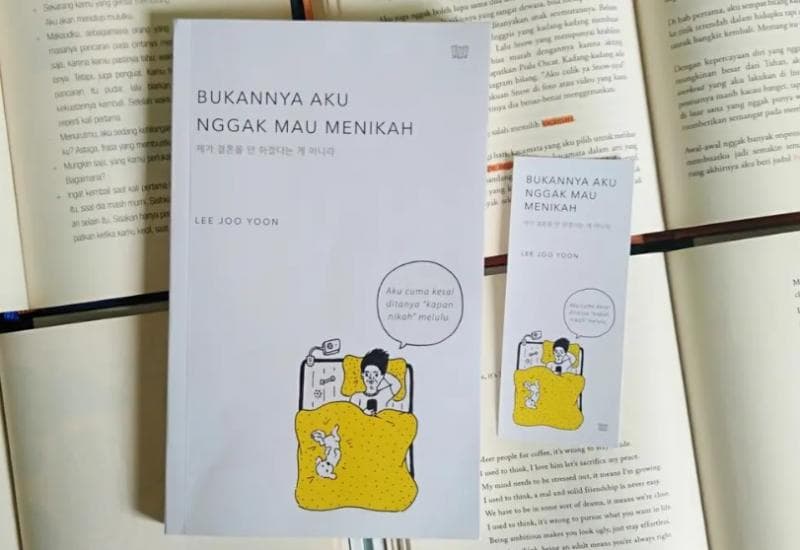 Buku 'Bukannya Aku Nggak Mau Menikah' karya Lee Joo Yoon. (Fimela/Endah Wijayanti)