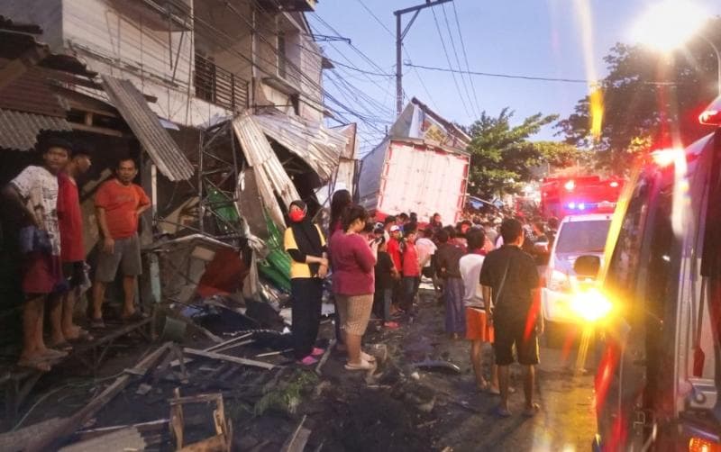 Sudah ada lima kecelakaan maut yang terjadi di Turunan Silayur, Kota Semarang dalam delapan tahun belakangan. (Ideapers)