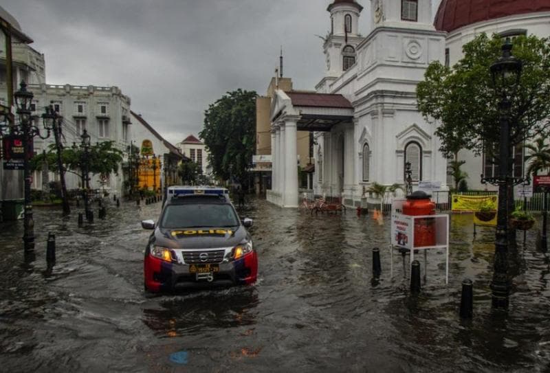 Ilustrasi: Musim hujan di Kota Semarang. (DW/WF Sihardian/NurPhoto/picture alliance)