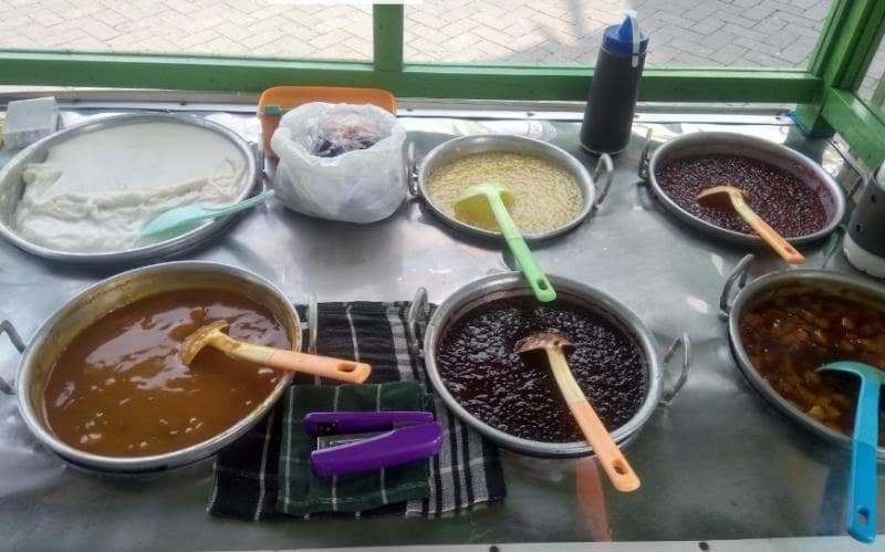 Aneka bubur yang dijual di Bubur Lezat Mbak Las Kota Semarang. (Dok Bubur Lezat Mbak Las)