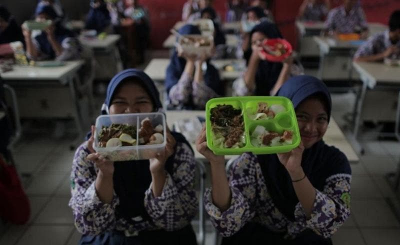 Program Makan Bergizi Gratis akan dilaksanakan secara bertahap di seluruh Indonesia. (CNNIndonesia/Adhi Wicaksono)