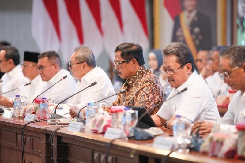 Menteri KKP Sakti Wahyu Trenggono mengatakan, pengembangan tambak pertama seluas 20.000 hektare di Jabar dan Jateng pada tahun 2025. (Humas Pemprov)