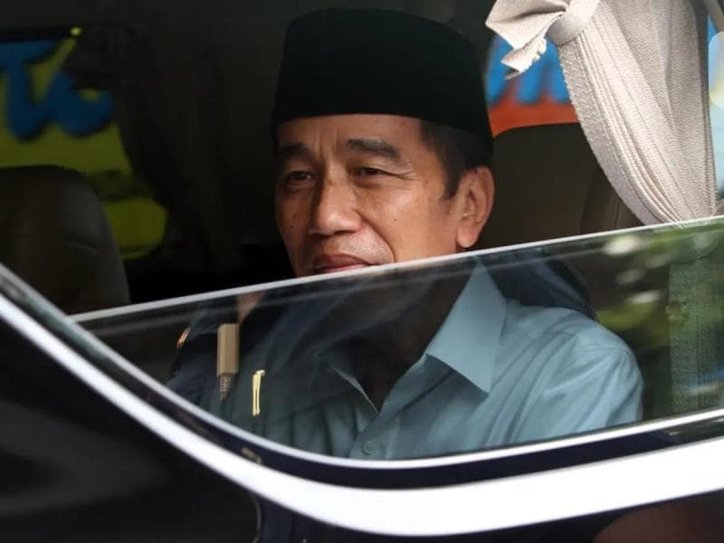 Nama Jokowi bersanding dengan pemimpin dunia yang dianggap terkait dengan korupsi besar-besaran dan otoritarianisme. (Liputan6/Fajar Abrori)