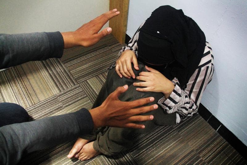 Ilustrasi penyiksaan (Inibaru.id/ Triawanda Tirta Aditya)