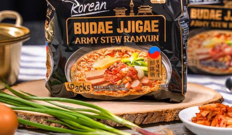 Budae-jjigae instan juga dilarang di Korea Utara. (Eatbook)