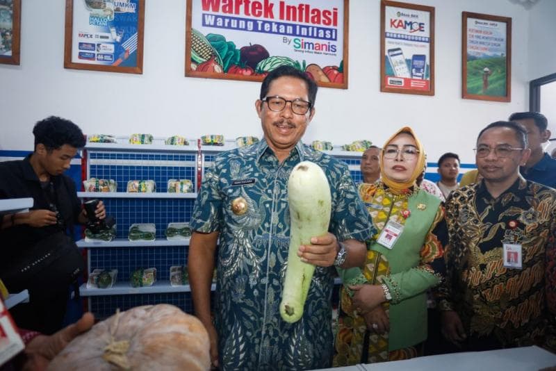 Nana menjelaskan, Si-Manis Mart telah ada di tiga tempat yaitu dua di Semarang dan satu di Grobogan. (Humas Jateng)&nbsp;