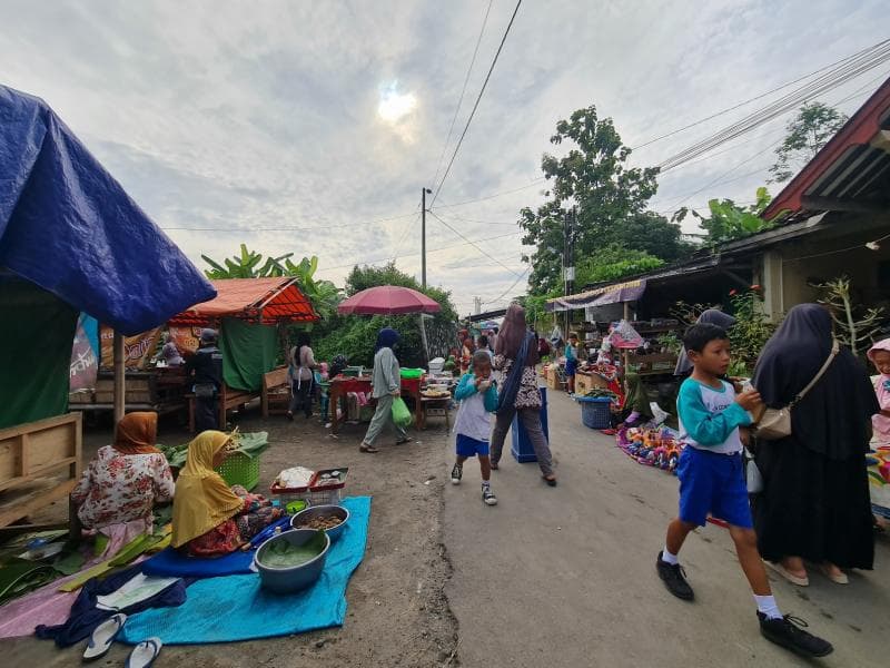 Pasar Kramat Jumat Pahing Muntilan Magelang hanya buka sekali dalam 35 hari. (Beritamagelang)