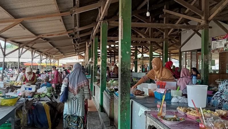 Banyak kuliner tradisional di Pasar Sore Karangrandu, Jepara. (Googlesuer/Single Fighter)