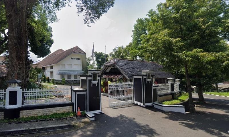 Bangunan Puri Gedeh di Kota Semarang. (Google Street View)