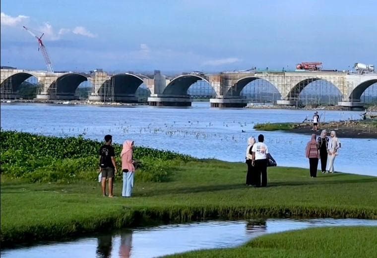 Pemandangan Muara Pandansimo Yogyakarta. (FB/Selalu Ada Cerita dari Jogja)