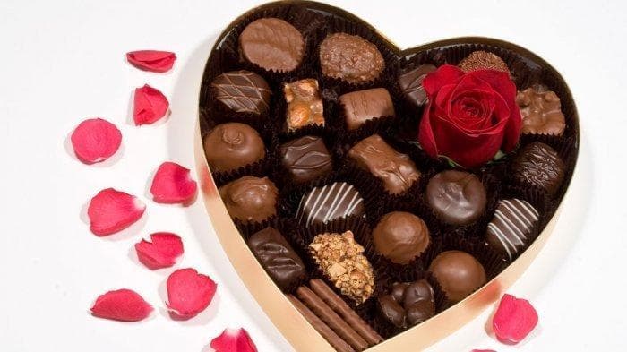 Cokelat melengkapi perayaan Hari Valentine. (The Guardian via Tribunnews)