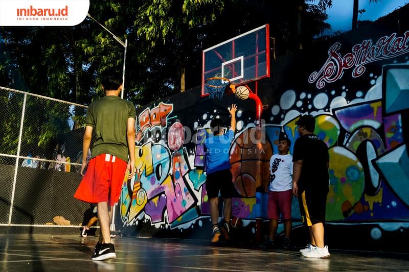 Jika ingin olahraga berat lakukanlah saat hendak berbuka. (Inibaru.id/ Audrian F)<br>