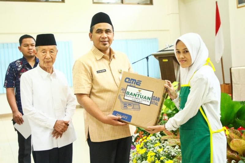 Bukan hanya pelatihan, Pemprov juga memberikan bantuan modal usaha untuk 20 peserta. (Humas Jateng)&nbsp;