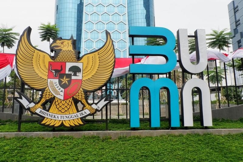 Pendaftaran Rekrutmen bersama BUMN 2025 resmi dibuka. (Shutterstock/Abdurrahim Husain via Kompas)