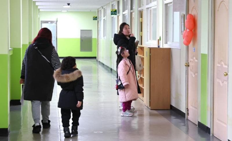 Ilustrasi: Hanya sedikit murid baru yang mendaftar di Korea Selatan. (Koreaherald/Yonhap)