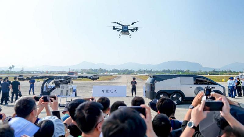 Peluncuran mobil terbang asal Tiongkok, Land Aircraft Carrier. (Xpeng AehoHT)