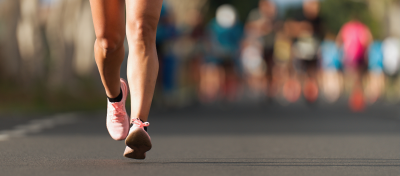 Meskipun terkesan hanya untuk bersenang-senang, kamu tetap harus melakukan persiapan matang. (Womansrunning)