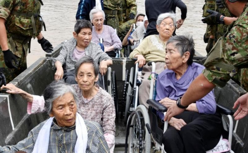 Banyak warga Jepang yang dianggap secara genetik nggak layak dipaksa untuk dilarang punya keturunan. (Kyodonews)