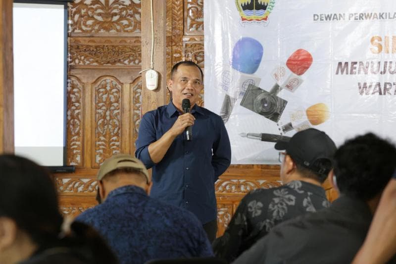 Sumanto menyadari persaingan yang begitu keras untuk mencari bekerja. (DPRD Jateng)&nbsp;