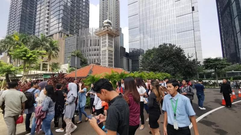 Biaya Hidup Lebih Tinggi, Alasan Kita Gagal Menabung meski Gaji UMR