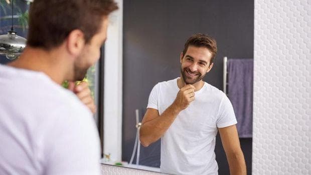 Nggak ada yang salah dengan menjadi performative male, asal bukan berniat memanipulasi orang lain. (iStockphotos)&nbsp;