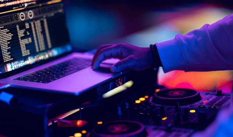 Lebih Dekat dengan Velodiva, Platform Pemutar Musik Komersial Mitra LMKN