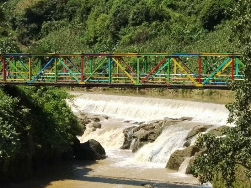 Jembatan peninggalan Belanda yang masih eksis di Kedung Pengilon. (Kendalkab)