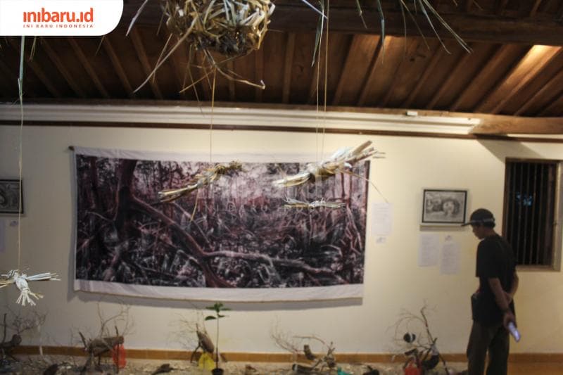 Kolaborasi Puisi-Rupa dalam Pameran 'Ekologi dan Nostalgia' Tiga Seniman Muria