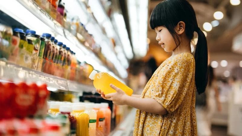 Ilustrasi: Sebagaimana gula pasir, konsumsi gula rafinasi secara berlebihan juga bisa mengakibatkan sejumlah gangguan kesehatan. (Getty Images/d3sign via The Conversation)