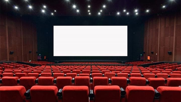 Viral video pencapaian Prabowo tayang di bioskop sebelum film mulai. (Shutterstock)