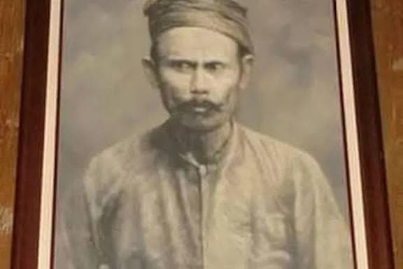 Raden Kohar atau Soerosentiko Samin, pembawa ajaran Samin. (via Betawi Pos)